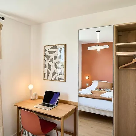 Apartment L'orfevre 6 People - Stade 8 Min - Lille 13 Min *