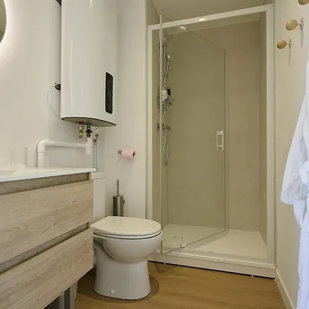 L'orfevre 6 People - Stade 8 Min - Lille 13 Min Apartment